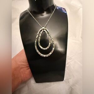 Elegant Silver Teardrop Necklace
